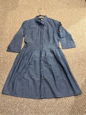 Old Navy Dark Chambray Button-Up Shirt
